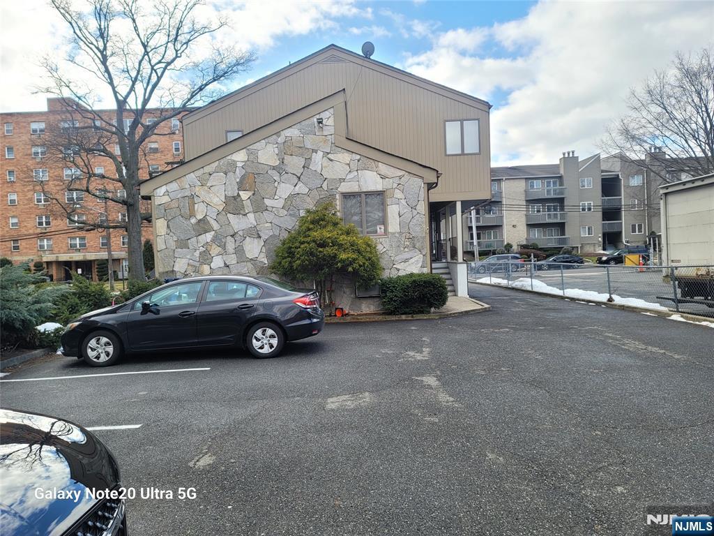 Homes for sale in Hackensack, NJ | 16 Jefferson St, Hackensack, NJ 07601 | MLS# 25030170