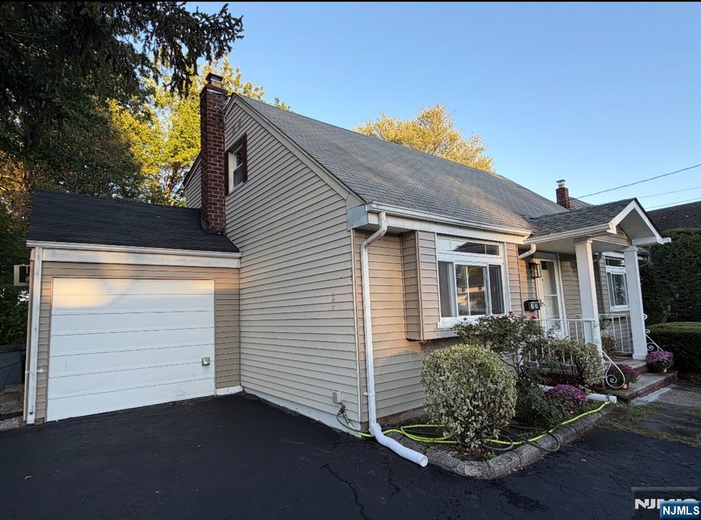 Homes for sale in Fair Lawn, NJ | 19 15 Hunter Pl, Fair Lawn, NJ 07410 | MLS# 25030246