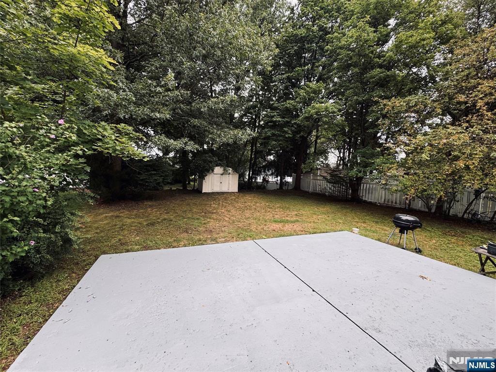 Homes for sale in Fair Lawn, NJ | 19 15 Hunter Pl, Fair Lawn, NJ 07410 | MLS# 25030246