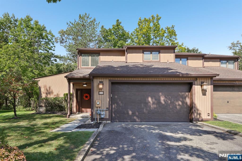 $660,000 Townhouse