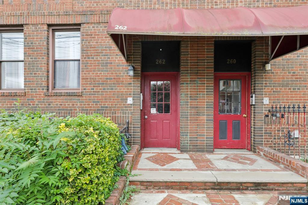 Homes for sale in Jersey City, NJ | 262 Clendenny Ave #6, Jersey City, NJ 07304 | MLS# 25030386