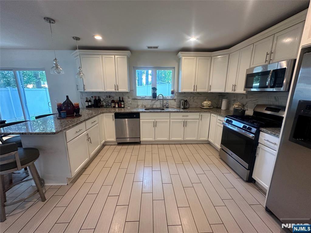 Homes for sale in Roselle, NJ | 250 E 9Th Ave, Roselle, NJ 07203 | MLS# 25030484