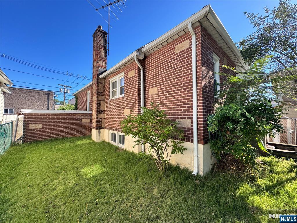 Homes for sale in Saddle Brook, NJ | 484 Sylvan St, Saddle Brook, NJ 07663 | MLS# 25030499