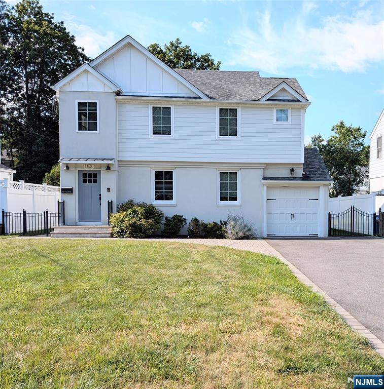 $1,275,000 Colonial