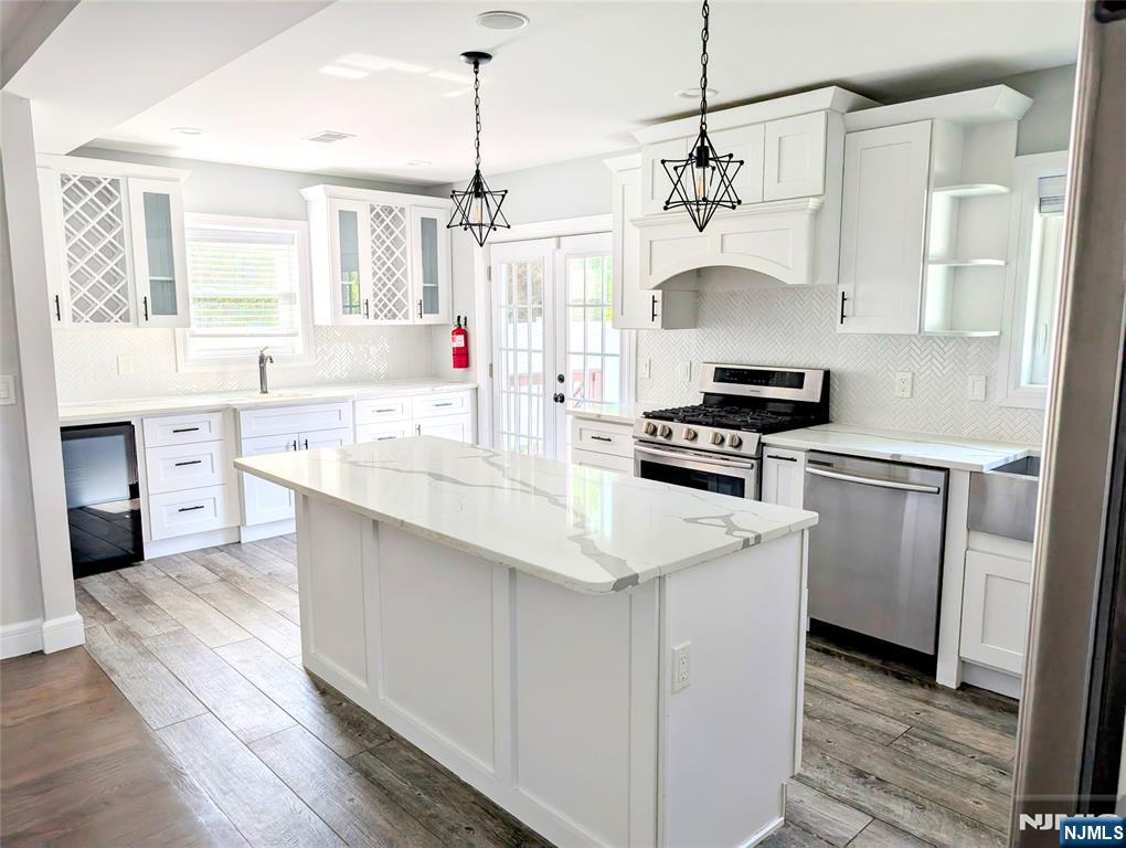 Homes for sale in Tenafly, NJ | 152 W Clinton Ave, Tenafly, NJ 07670 | MLS# 25030505