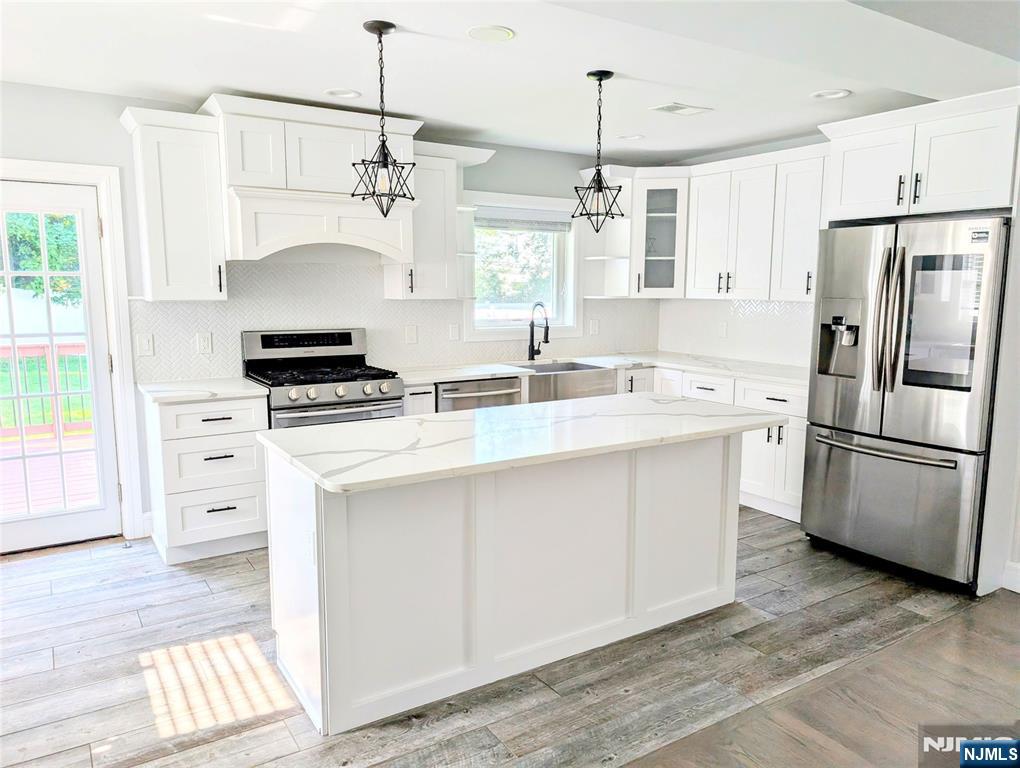 Homes for sale in Tenafly, NJ | 152 W Clinton Ave, Tenafly, NJ 07670 | MLS# 25030505