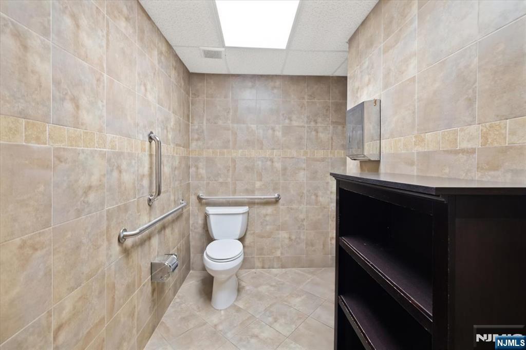 24 Wyckoff Avenue, Waldwick, NJ 07463 Listing Photo  31
