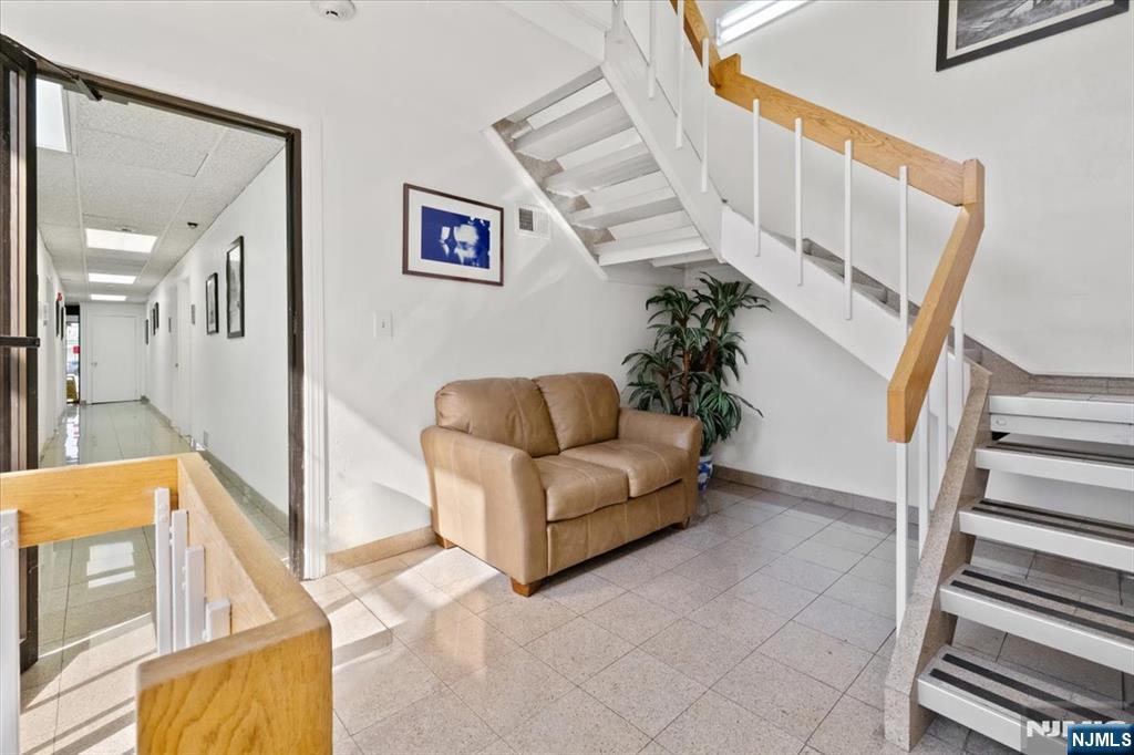 24 Wyckoff Avenue, Waldwick, NJ 07463 Listing Photo  9