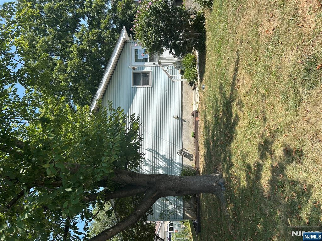 Homes for sale in Mahwah, NJ | 128 Grove St, Mahwah, NJ 07430 | MLS# 25030624