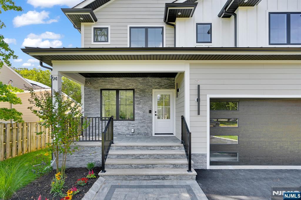 Homes for sale in Livingston, NJ | 94 Cedar St, Livingston, NJ 07039 | MLS# 25030661