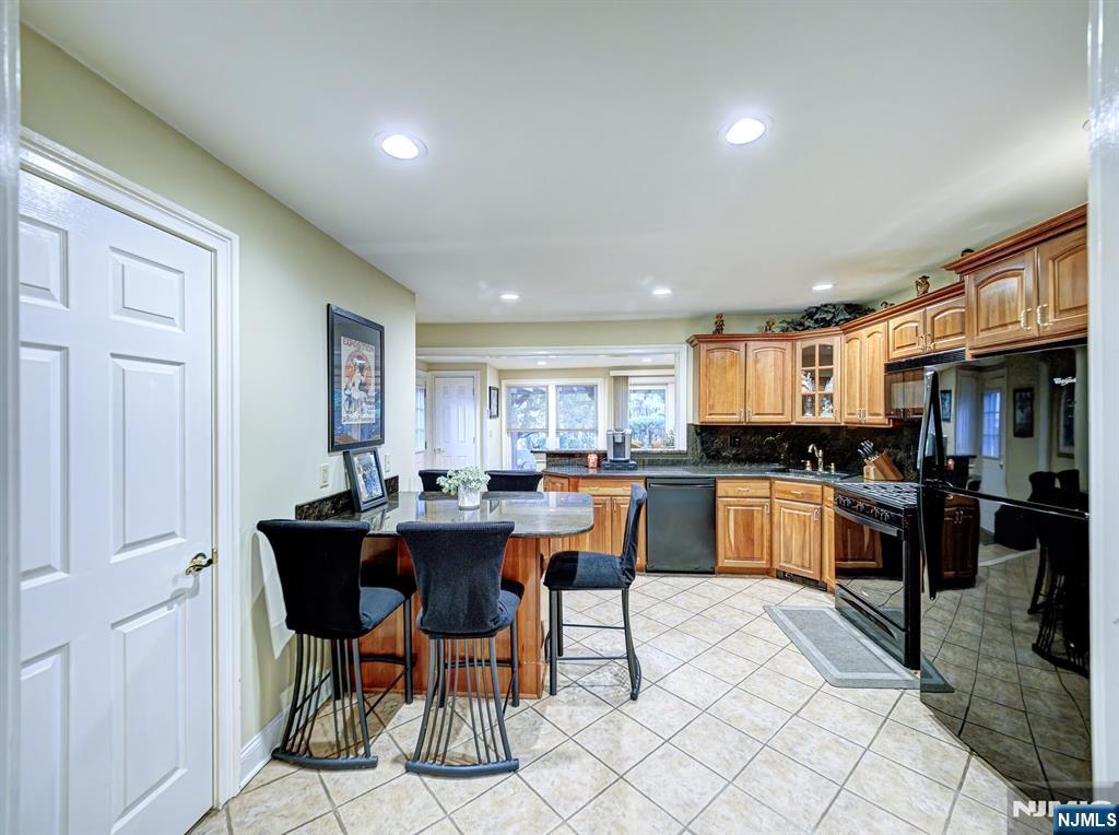 Homes for sale in Cedar Grove, NJ | 59 David Rd, Cedar Grove, NJ 07009 | MLS# 25030713