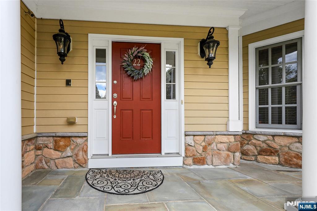 Homes for sale in Mahwah, NJ | 22 Meadow Lake Dr, Mahwah, NJ 07430 | MLS# 25030726