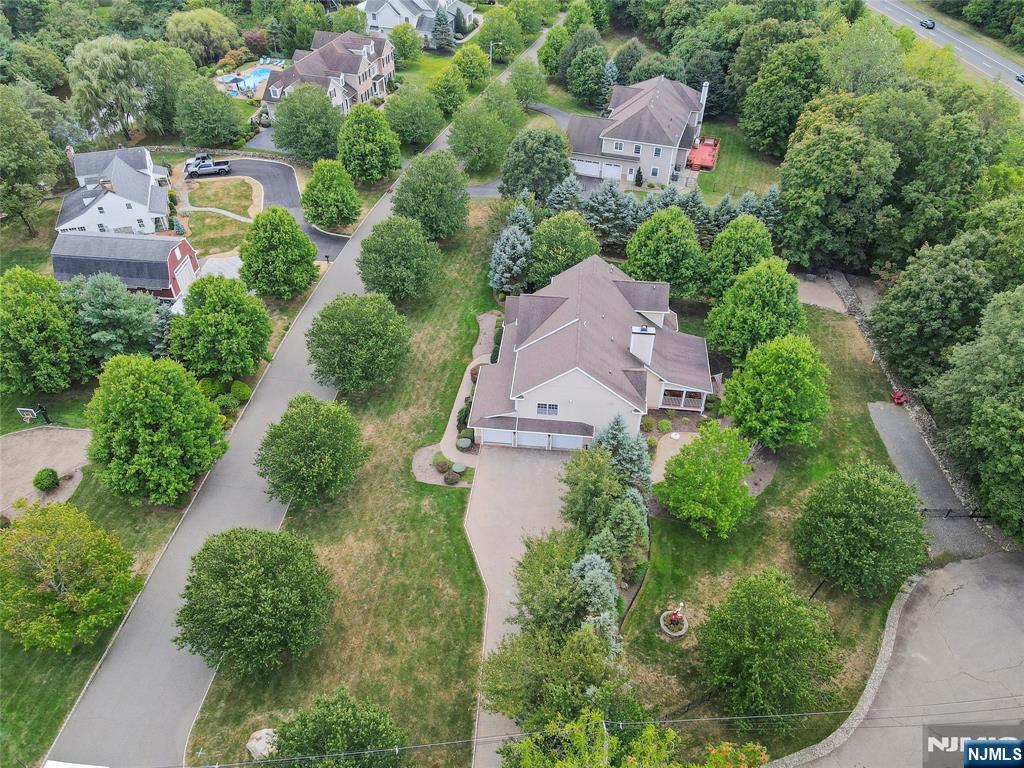 Homes for sale in Mahwah, NJ | 22 Meadow Lake Dr, Mahwah, NJ 07430 | MLS# 25030726