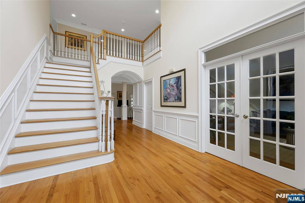 Homes for sale in Mahwah, NJ | 22 Meadow Lake Dr, Mahwah, NJ 07430 | MLS# 25030726