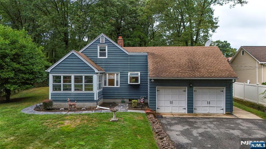 Homes for sale in Woodland Park, NJ | 15 Old Rifle Camp Rd, Woodland Park, NJ 07424 | MLS# 25030818