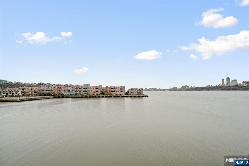 Homes for sale in Edgewater, NJ | 206 The Promenade #206, Edgewater, NJ 07020 | MLS# 25030868
