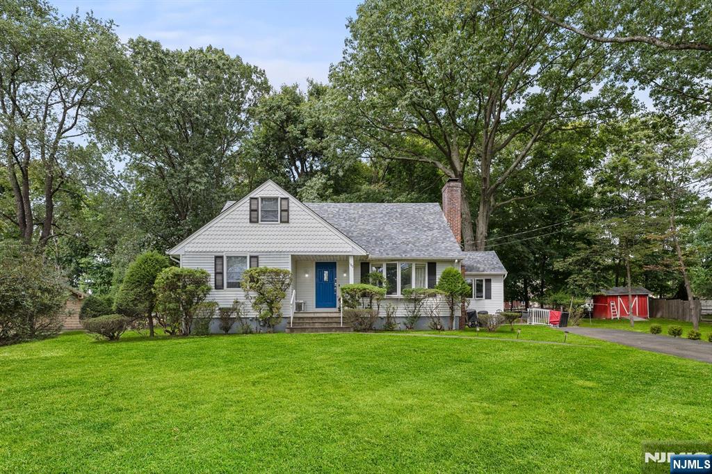 Homes for sale in Park Ridge, NJ | 160 Spring Valley Rd, Park Ridge, NJ 07656 | MLS# 25030901