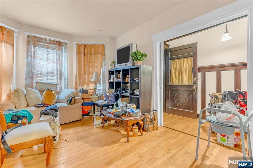 Homes for sale in Newark, NJ | 33 Vernon Ave, Newark, NJ 07108 | MLS# 25030903