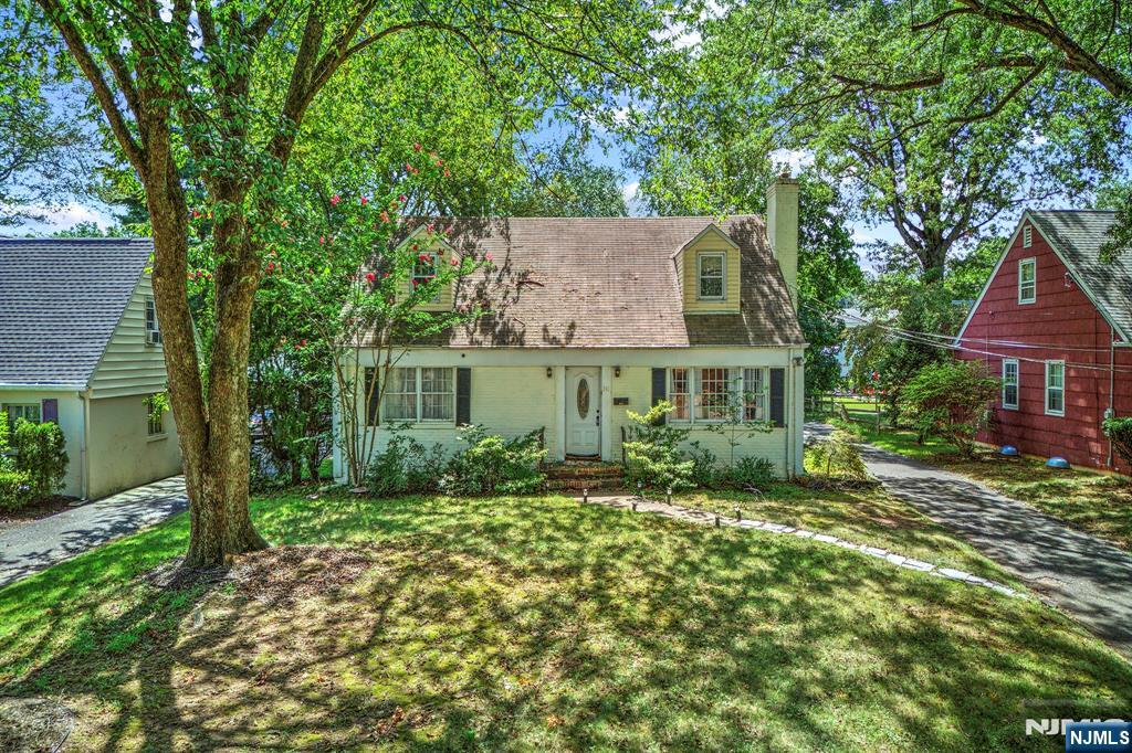 Homes for sale in North Plainfield, NJ | 341 W End Ave, North Plainfield, NJ 07063 | MLS# 25030954