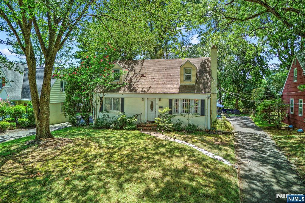 Homes for sale in North Plainfield, NJ | 341 W End Ave, North Plainfield, NJ 07063 | MLS# 25030954