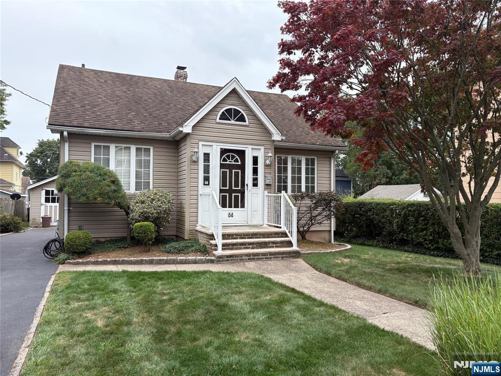 Homes for sale in Bergenfield, NJ | 64 Madison Ave, Bergenfield, NJ 07621 | MLS# 25030995