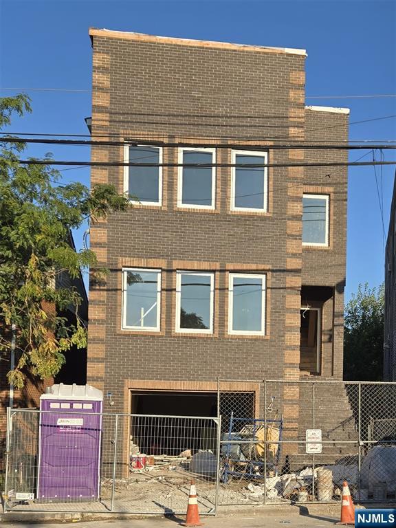 Homes for sale in Newark, NJ | 570 12th St, Newark, NJ 07103 | MLS# 25031075