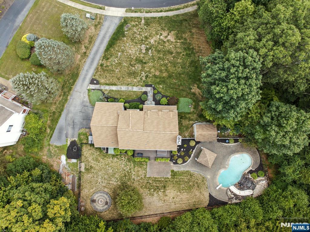 Homes for sale in Jefferson Township, NJ | 22 Winding Hollow Dr, Jefferson Township, NJ 07438 | MLS# 25031110