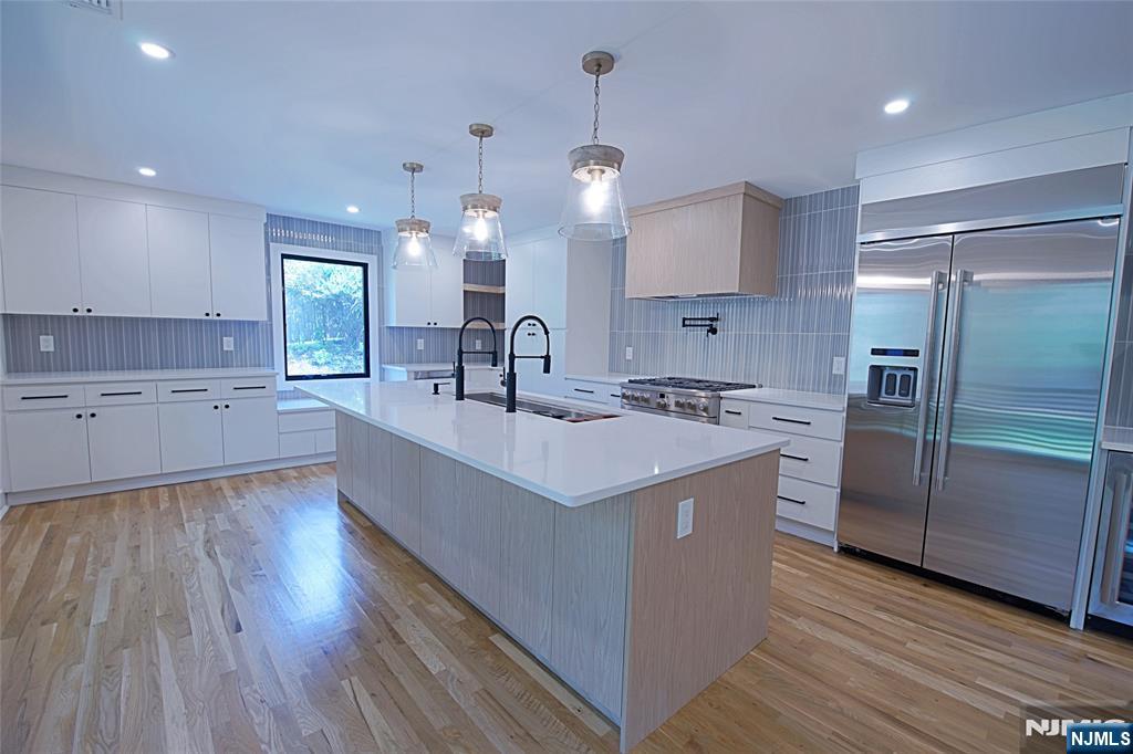 Homes for sale in Closter, NJ | 99 Old Hook Rd, Closter, NJ 07624 | MLS# 25031131