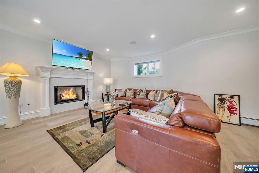 Homes for sale in Fort Lee, NJ | 214 Forest Rd, Fort Lee, NJ 07024 | MLS# 25031168