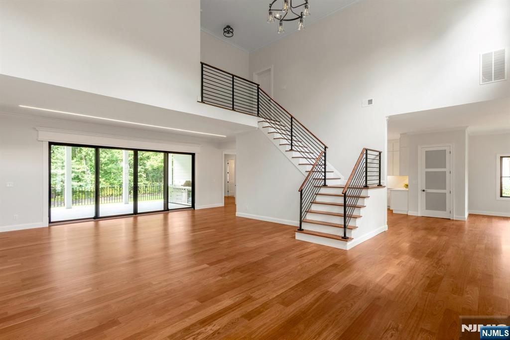 Homes for sale in Ramsey, NJ | 35 Lillian Ct, Ramsey, NJ 07446 | MLS# 25031176