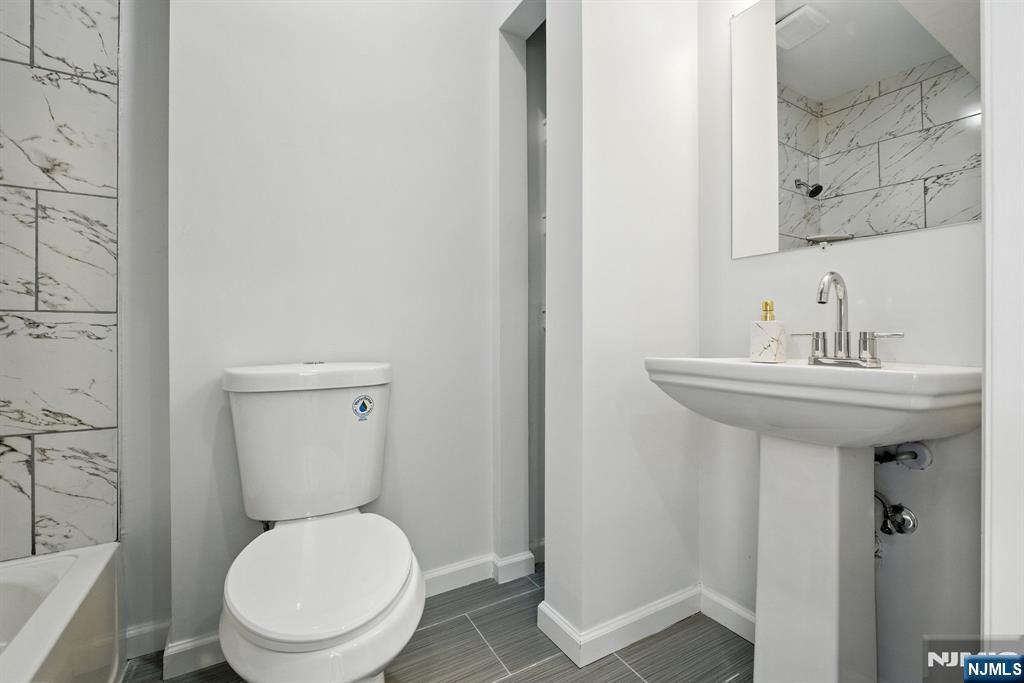 Homes for sale in Newark, NJ | 196 Malvern St, Newark, NJ 07105 | MLS# 25031187