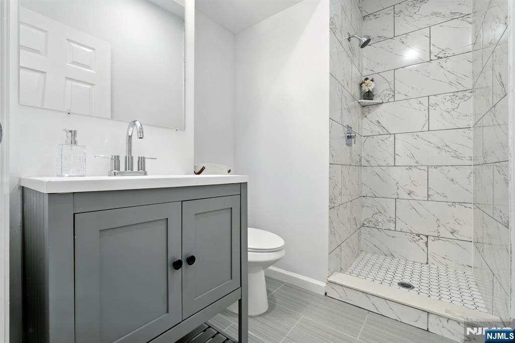 Homes for sale in Newark, NJ | 196 Malvern St, Newark, NJ 07105 | MLS# 25031187