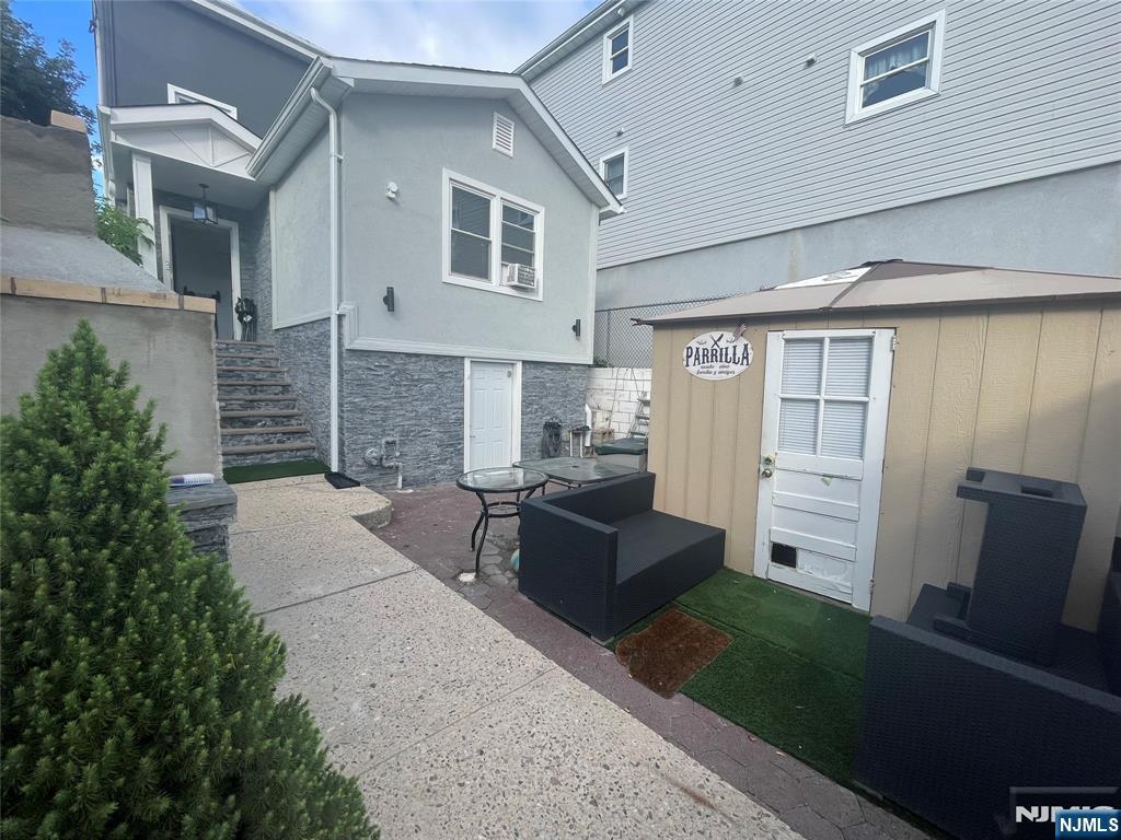 Homes for sale in Fairview, NJ | 445 Cliff St, Fairview, NJ 07022 | MLS# 25031288