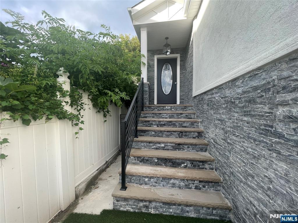 Homes for sale in Fairview, NJ | 445 Cliff St, Fairview, NJ 07022 | MLS# 25031288