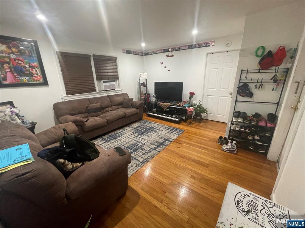 Homes for sale in Fairview, NJ | 445 Cliff St, Fairview, NJ 07022 | MLS# 25031288