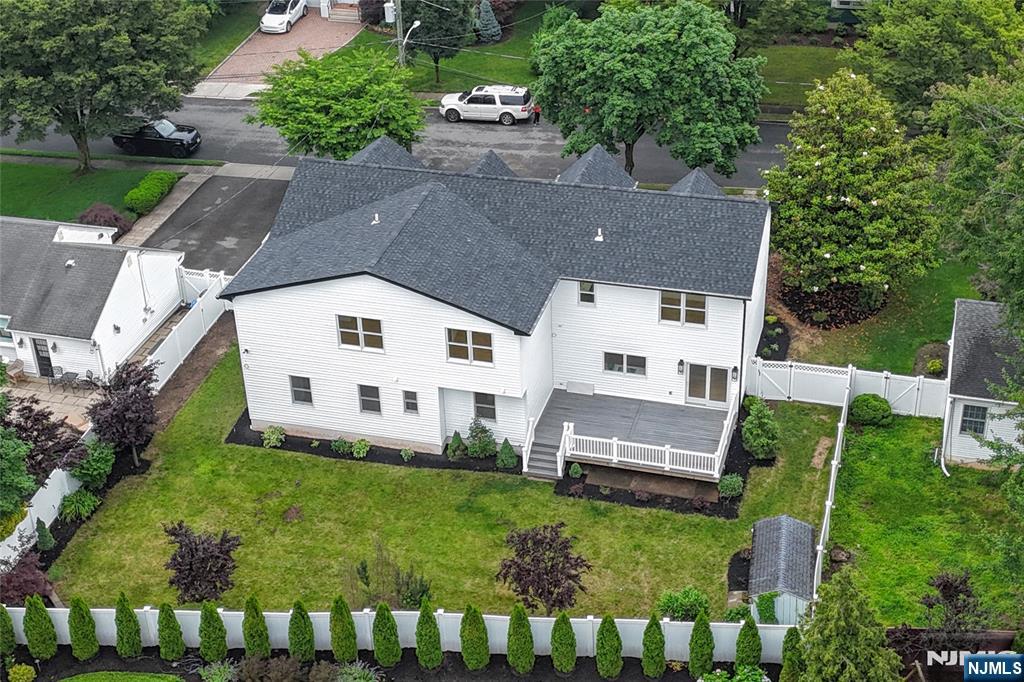 Homes for sale in Paramus, NJ | 415 Bailey Rd, Paramus, NJ 07652 | MLS# 25031323