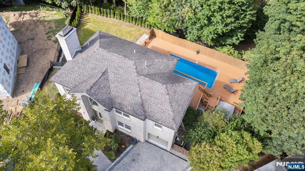 Homes for sale in Livingston, NJ | 10 Elmwood Ct, Livingston, NJ 07039 | MLS# 25031336