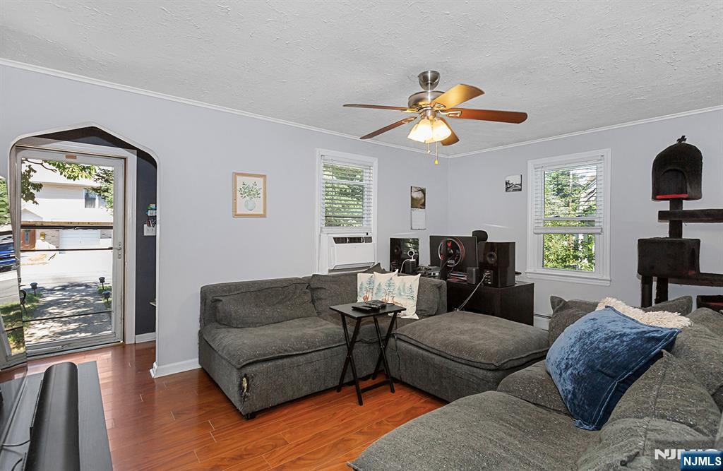 Homes for sale in Elmwood Park, NJ | 104 Echo Pl, Elmwood Park, NJ 07407 | MLS# 25031345