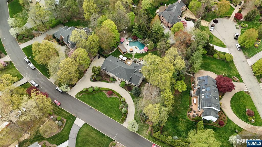 Homes for sale in Mahwah, NJ | 26 Hampshire Rd, Mahwah, NJ 07430 | MLS# 25031363