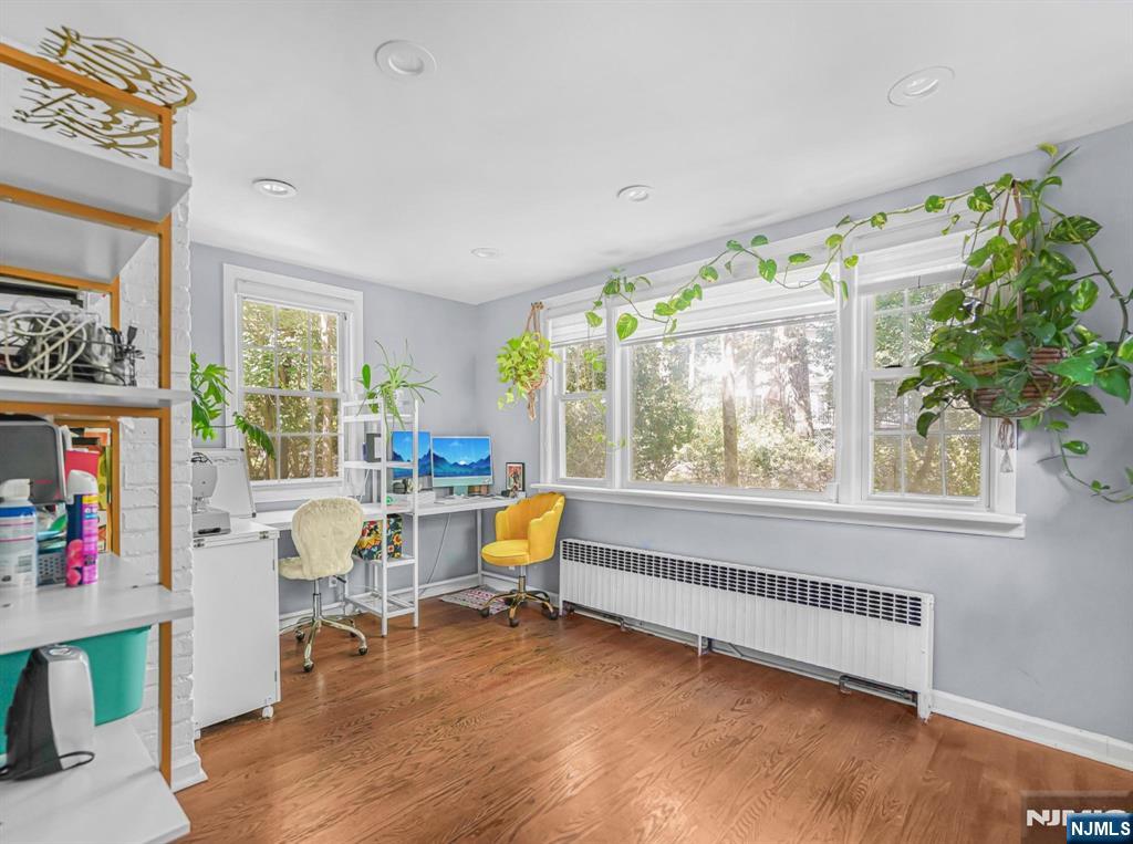 Homes for sale in Closter, NJ | 51 Julia St, Closter, NJ 07624 | MLS# 25031427