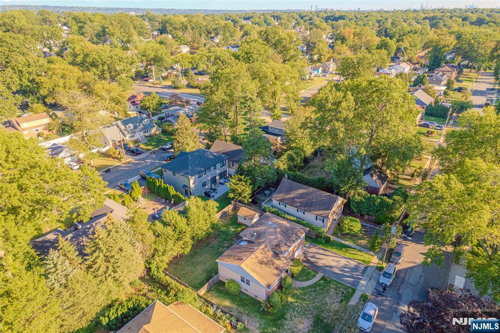 Homes for sale in New Milford, NJ | 739 Holly St, New Milford, NJ 07646 | MLS# 25031486