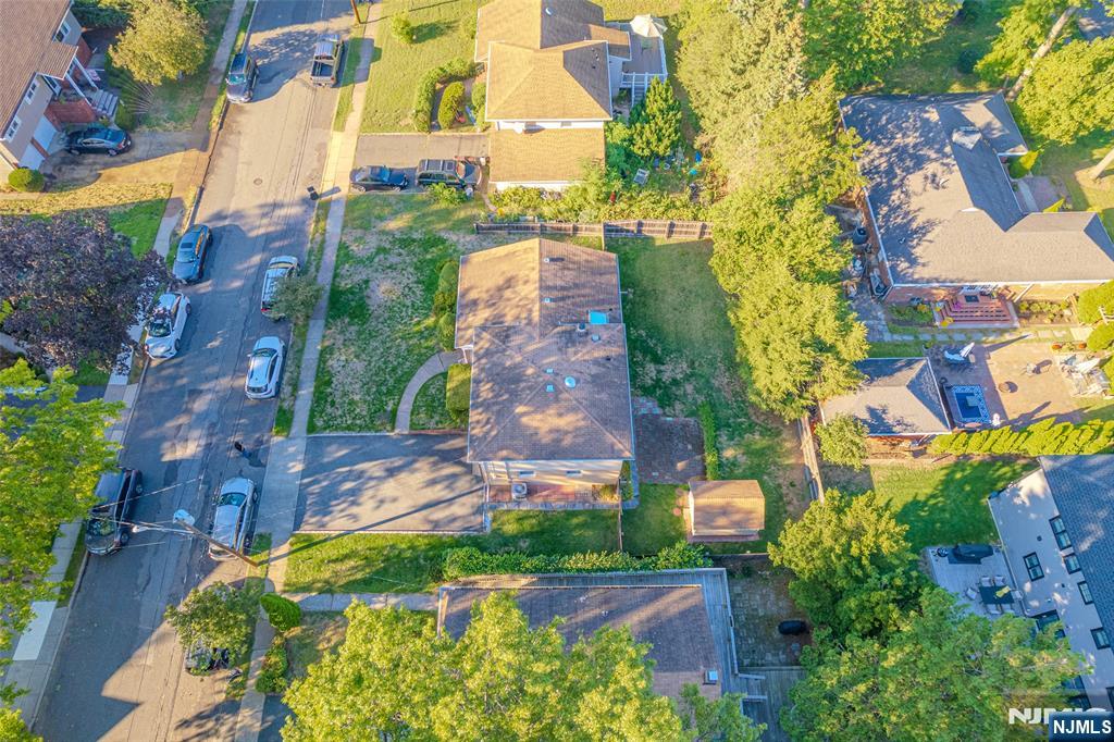 Homes for sale in New Milford, NJ | 739 Holly St, New Milford, NJ 07646 | MLS# 25031486