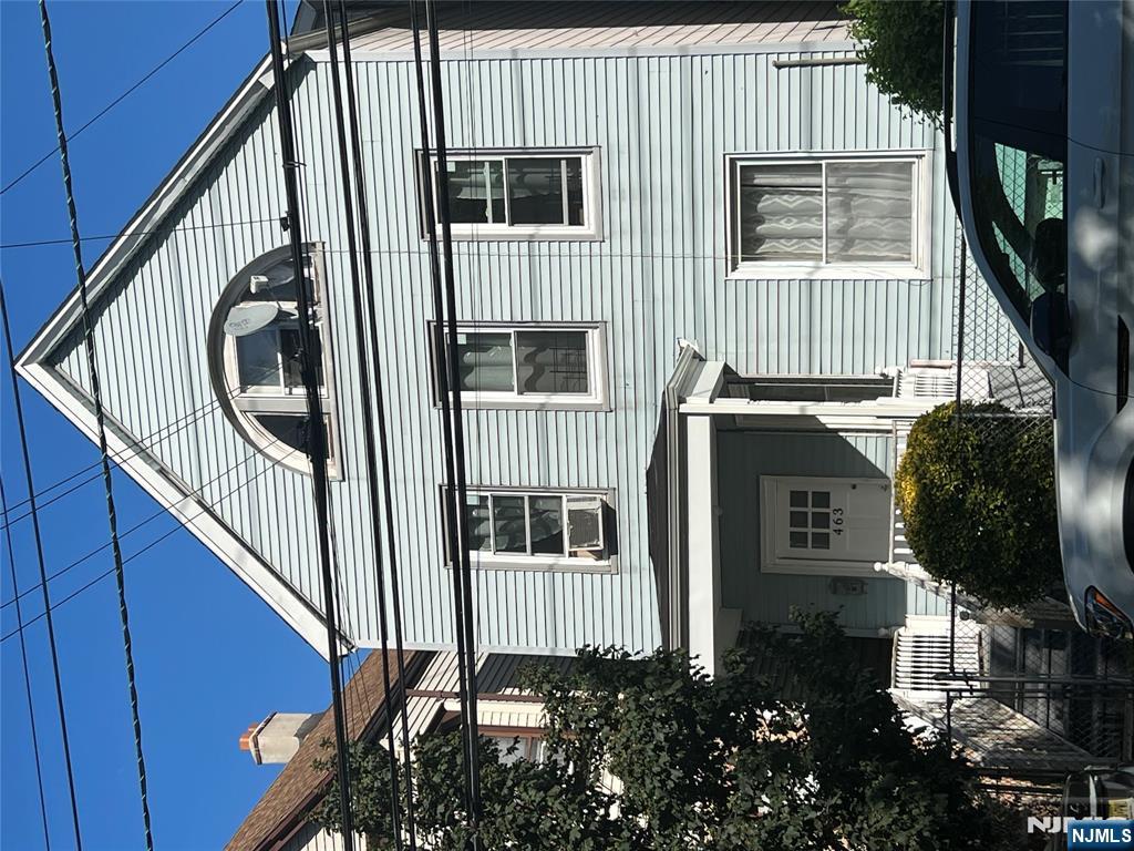 Homes for sale in Newark, NJ | 463 Summer Ave, Newark, NJ 07104 | MLS# 25031558