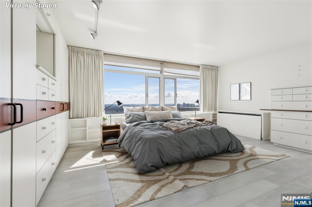 Homes for sale in Fort Lee, NJ | 1 Horizon St #PH 1, Fort Lee, NJ 07024 | MLS# 25031595