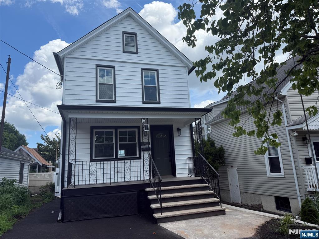 Homes for sale in Lodi, NJ | 111 Autumn St, Lodi, NJ 07644 | MLS# 25031603