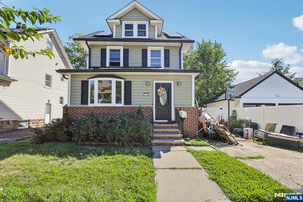 Homes for sale in Roselle Park, NJ | 315 Hemlock St, Roselle Park, NJ 07204 | MLS# 25031610