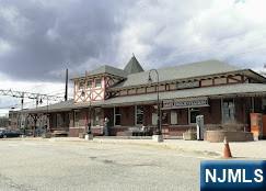 Homes for sale in Maplewood, NJ | 29 Schaefer Rd, Maplewood, NJ 07040 | MLS# 25031630