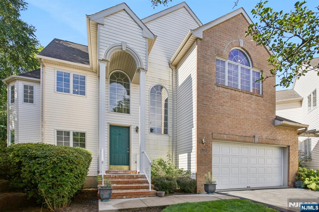 Homes for sale in West Orange, NJ | 1102 Smith Manor Blvd #52, West Orange, NJ 07052 | MLS# 25031674