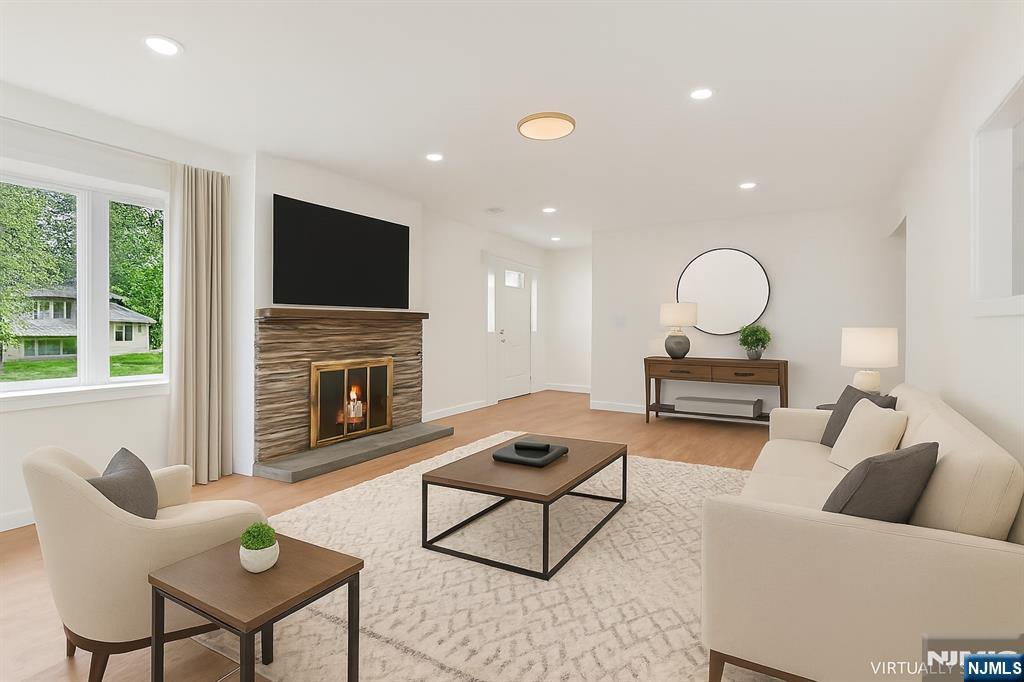 Homes for sale in Vernon, NJ | 55 Orchard Dr, Vernon, NJ 07462 | MLS# 25031681