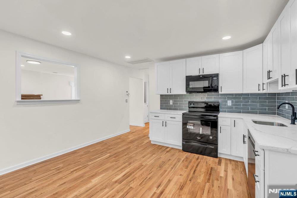 Homes for sale in Vernon, NJ | 55 Orchard Dr, Vernon, NJ 07462 | MLS# 25031681